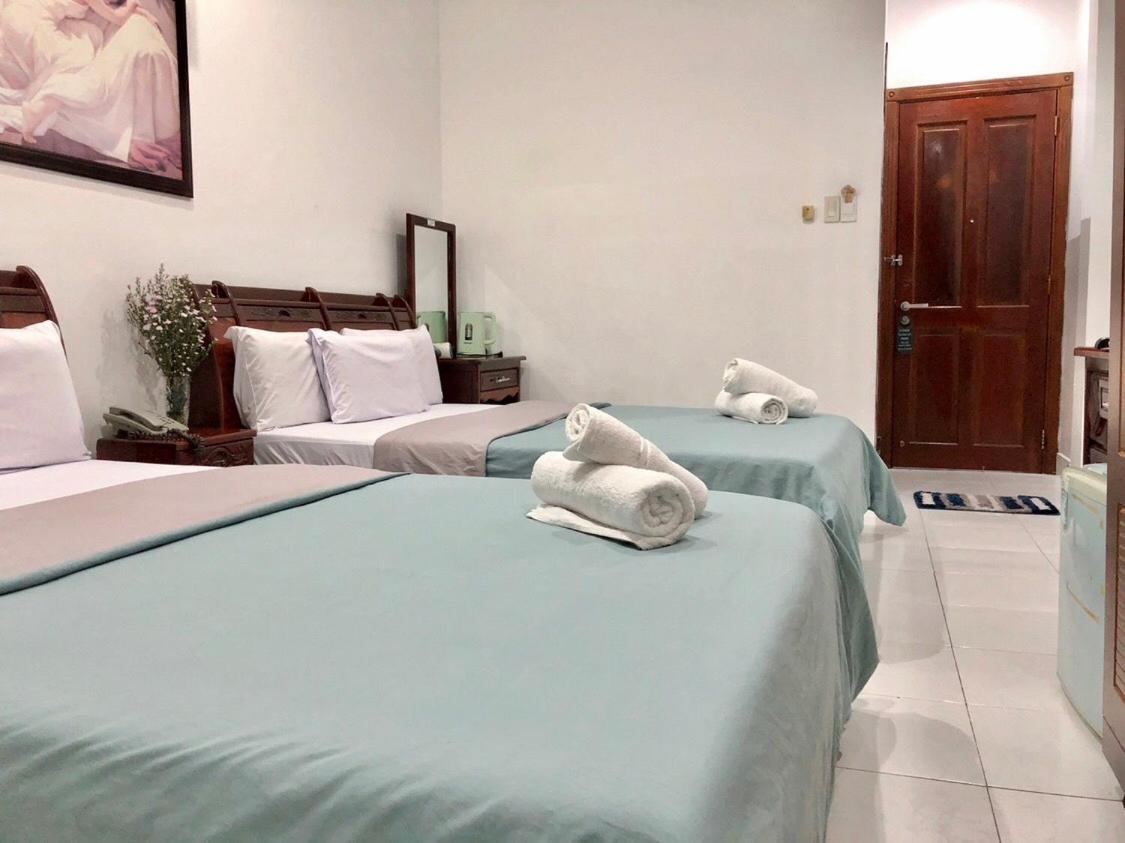 הו צ'י מין סיטי Saigon Cozy2 Hotel At 241 Pham Ngu Lao Street מראה חיצוני תמונה