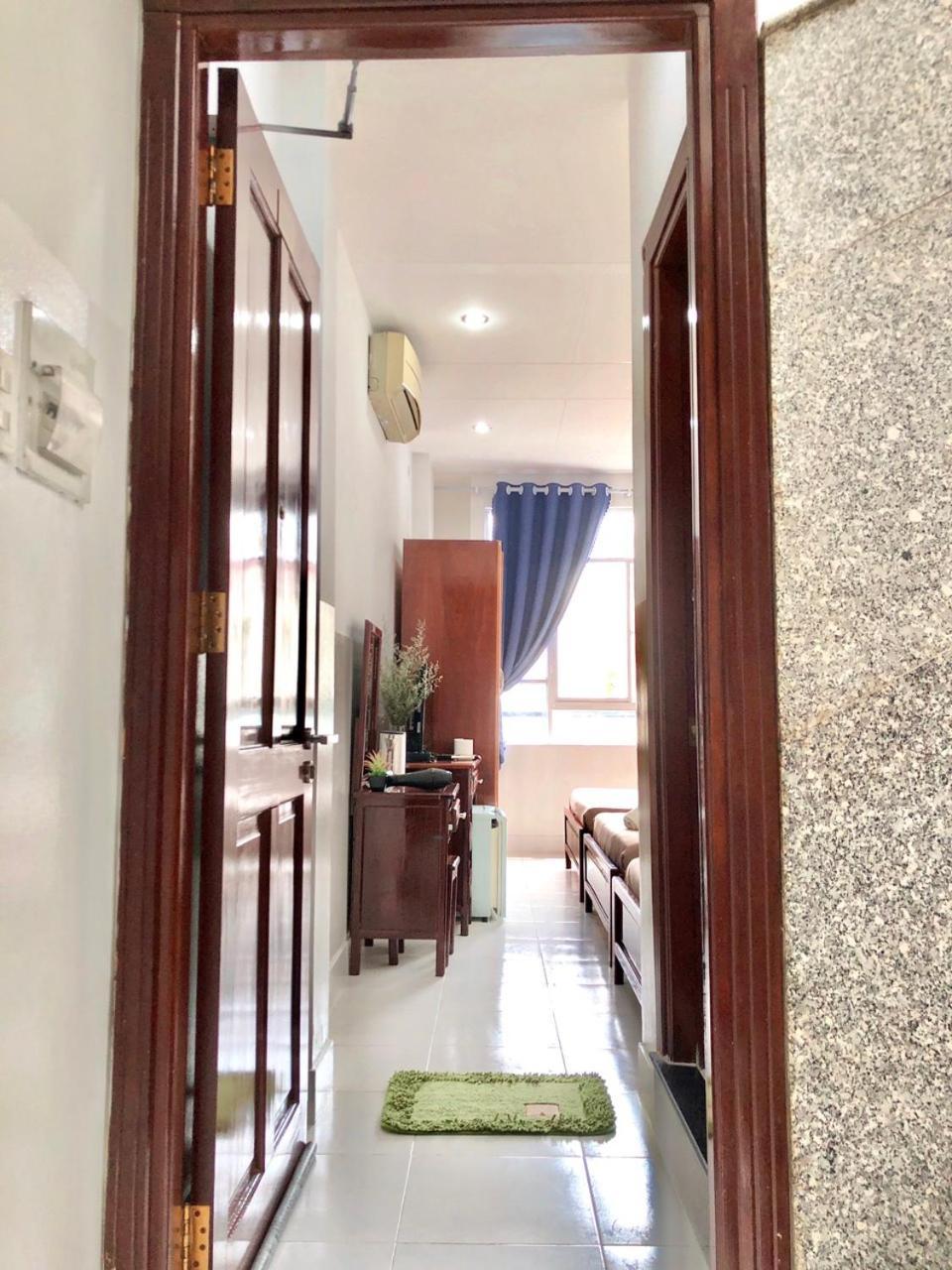 הו צ'י מין סיטי Saigon Cozy2 Hotel At 241 Pham Ngu Lao Street מראה חיצוני תמונה