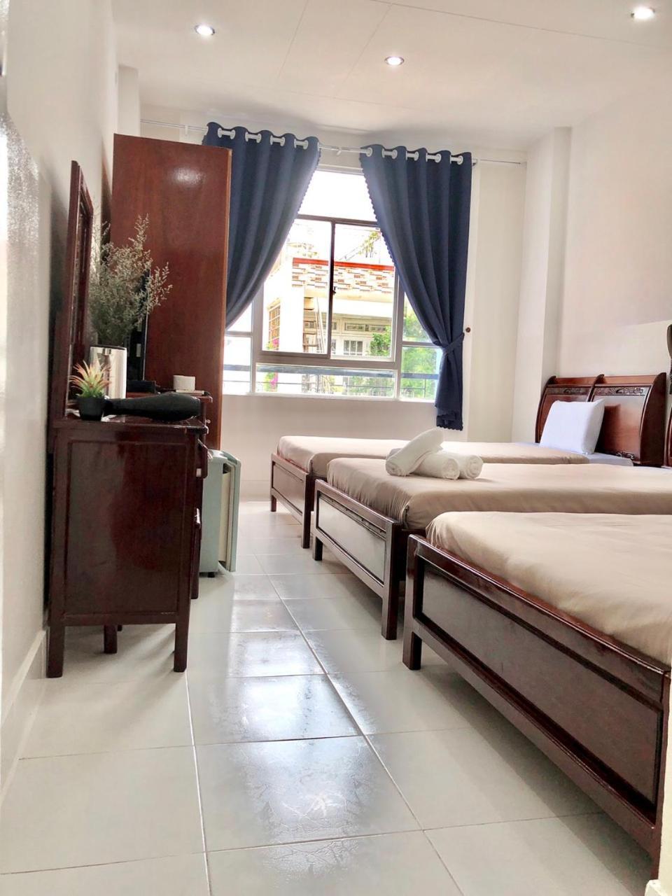 הו צ'י מין סיטי Saigon Cozy2 Hotel At 241 Pham Ngu Lao Street מראה חיצוני תמונה